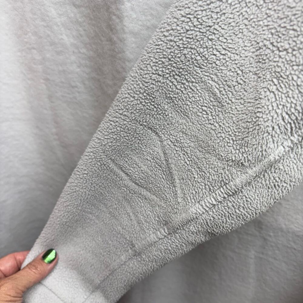 The North Face Fleece Jacket - Size Small - Perfect for Fall - Picture 7 of 9